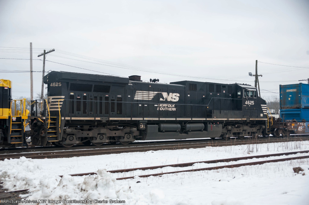 NS 4625